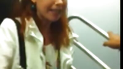Seksualios kekšės vaišinasi vyriškos lyties sperma gaujos metu.