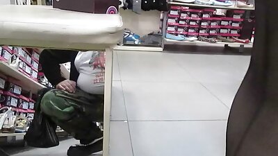 Liesa gražuolė pakliuvom ir aptaškoma į veidą.