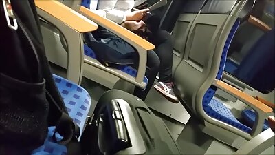 Rusijos kalytė pakliuvom į užpakalį ir šeriama cum kaip premija.