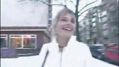 Liesa rusų mergina bus pakliuvom į pūlingą ilga gaidžiu.