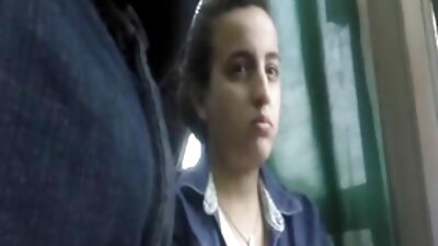 Slampinėja pakyla nuo dvigubo įsiskverbimo į pūlingą ir užpakalį.