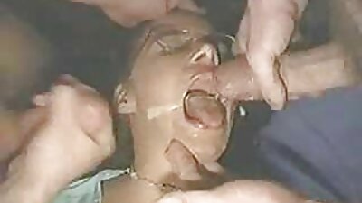 Seksualioji azijietė Jade Kush mėgsta seksą savo krūme.